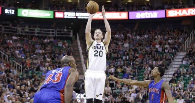 在场上发挥 在场上发挥