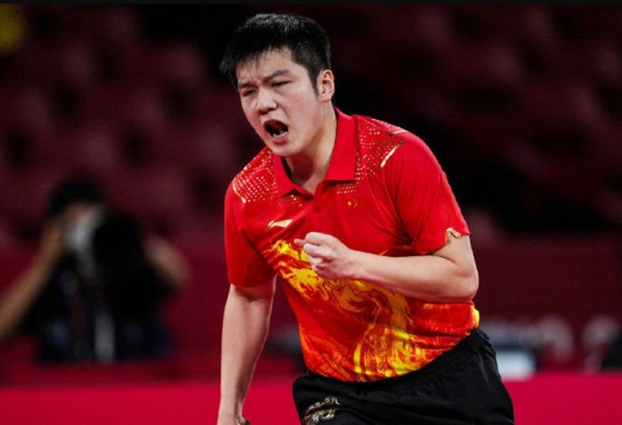 在球场上既 在球场上既