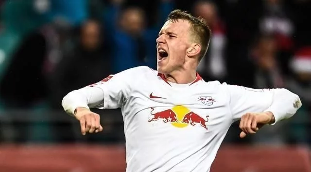 在最关键的 在最关键的