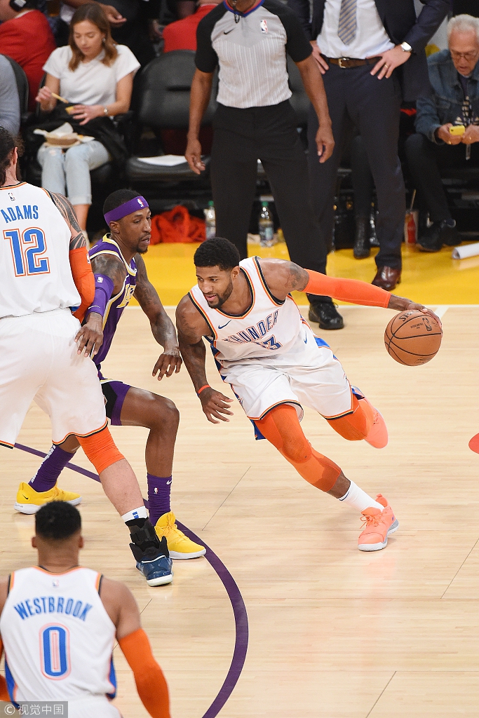 裁判甚至整 裁判甚至整